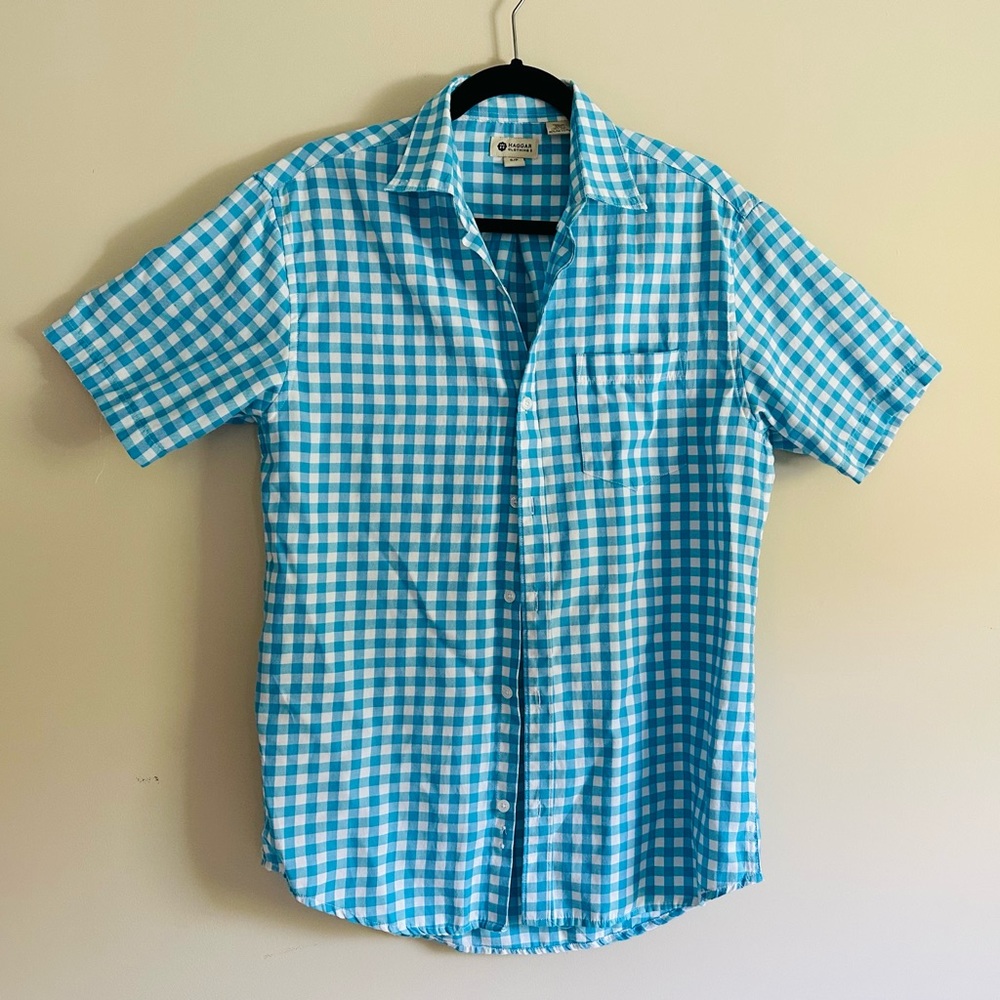 Men’s button down short sleeve shirt size S